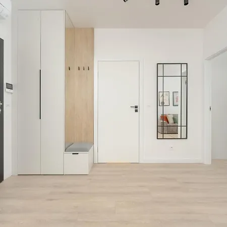 Appartement Dmowskiego Kepa Mieszczanska With Free Garage By Renters Wrocław