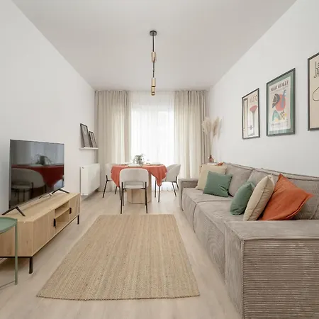 Appartement Dmowskiego Kepa Mieszczanska With Free Garage By Renters *