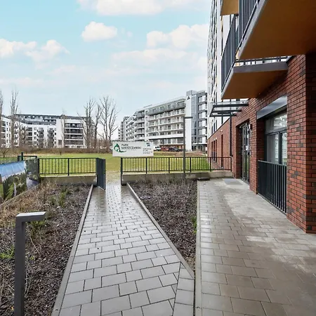 Dmowskiego Kepa Mieszczanska With Free Garage By Renters Appartement